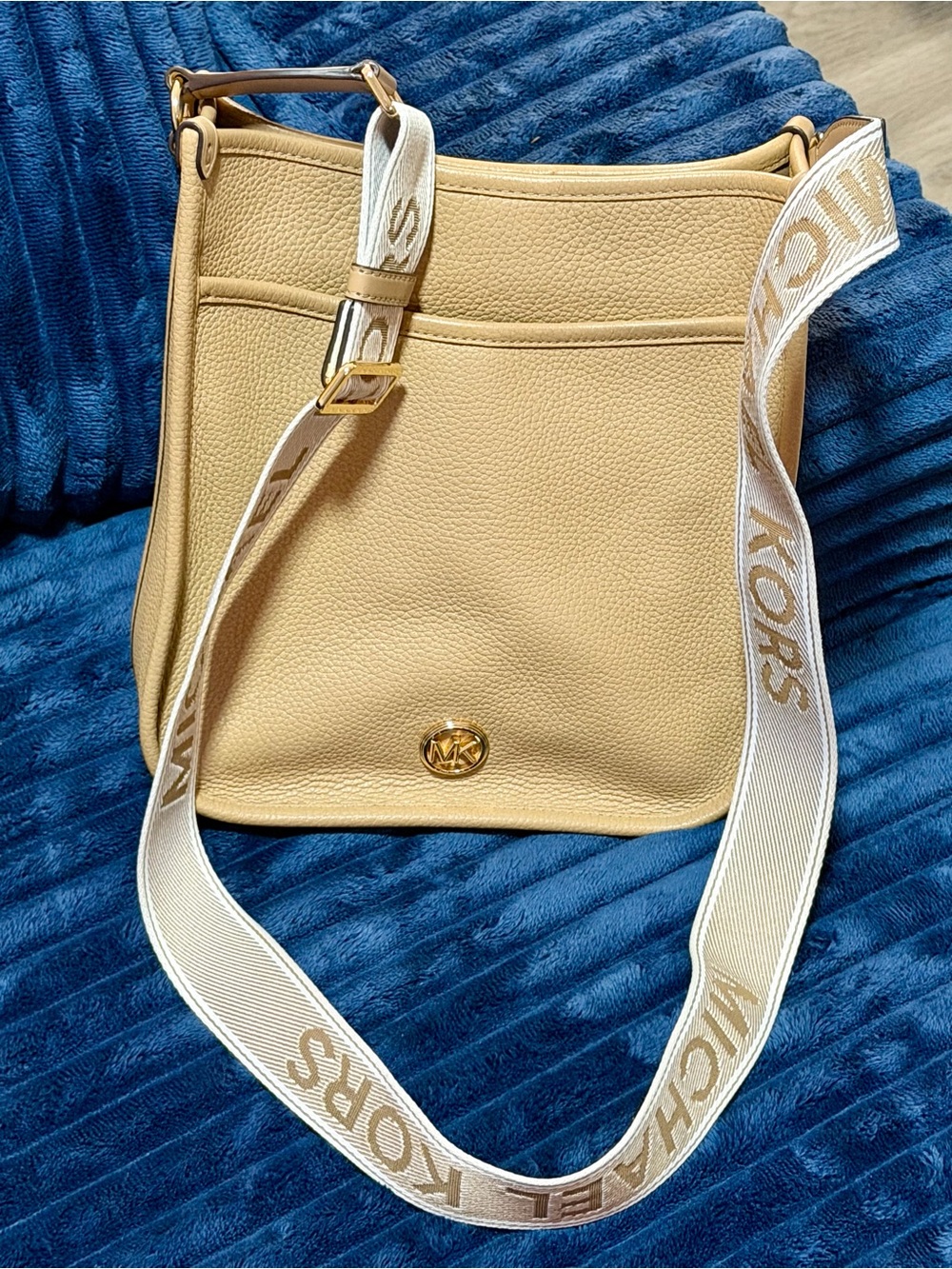 Authentic Michael Kors Tan Pebbled Leather Crossbody Bag with Logo Strap